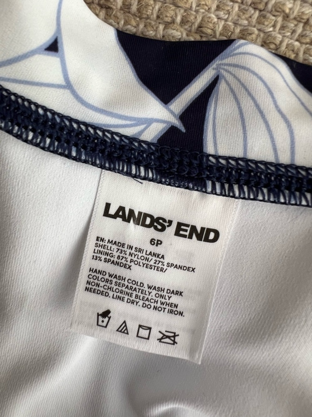 Lands' End Navy Blue & White Floral Long-Sleeve Rash Guard Swimsuit size 6P - Picture 8 of 9